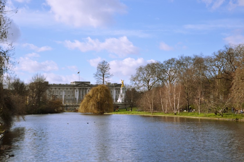 Londres. St James Park. La Nantaise à Paris (2)